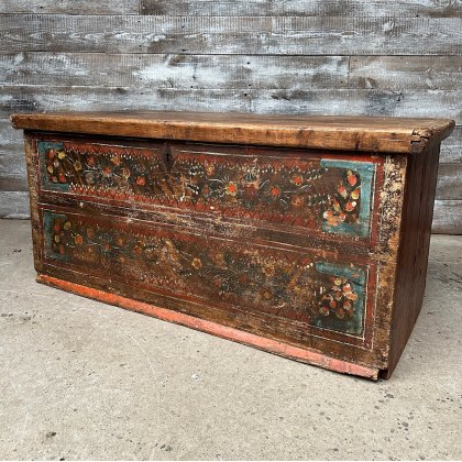 Interesting Early 19th Century Large Painted Chest Interesting Early 19th Century Large Painted Chest