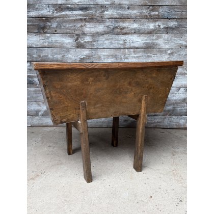 Wonderful 19th Century English Elm Dough Bin Wonderful 19th Century English Elm Dough Bin