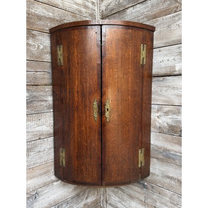 Antique George III Mahogany Hanging Corner Cupboard Antique George III Mahogany Hanging Corner Cupboard