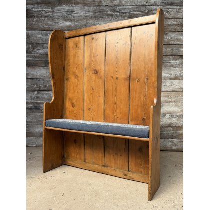 Antique Victorian English Pine Hall Settle Antique Victorian English Pine Hall Settle
