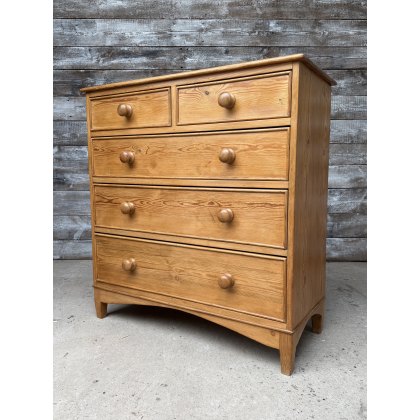 Vintage Farmhouse Pine Chest Of Drawers Vintage Farmhouse Pine Chest Of Drawers