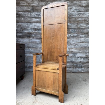 Unusual Arts & Crafts Solid Oak Hall Seat Unusual Arts & Crafts Solid Oak Hall Seat