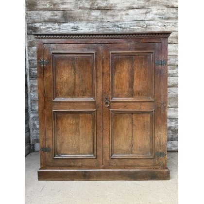Antique 18th Century Country Oak Cupboard Antique 18th Century Country Oak Cupboard