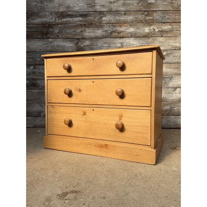 Antique Farmhouse Pine Chest Of Drawers Antique Farmhouse Pine Chest Of Drawers
