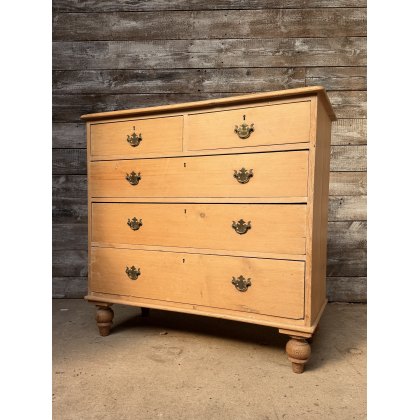 Beautiful 19th Century Stripped Pine Chest Of Drawers Beautiful 19th Century Stripped Pine Chest Of Drawers