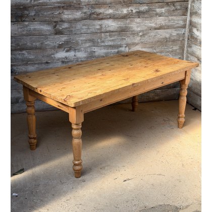 Vintage Early 20thC Farmhouse Pine Dining Table Vintage Early 20thC Farmhouse Pine Dining Table