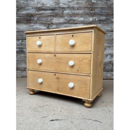 Antique Victorian Farmhouse Pine Chest Of Drawers Antique Victorian Farmhouse Pine Chest Of Drawers