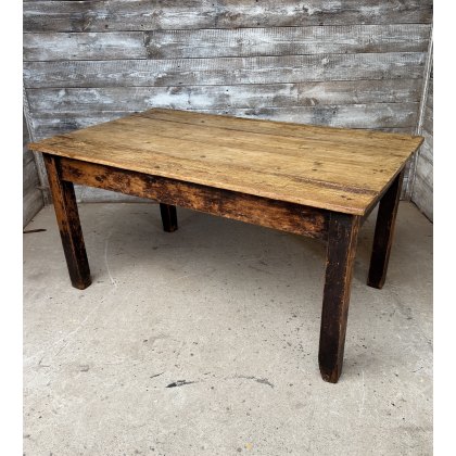 A Characterful 19thC Farmhouse Dining Table A Characterful 19thC Farmhouse Dining Table