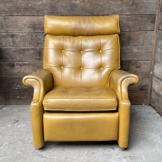 20th Century Parker Knoll Model N30 Tan Leather Reclining Armchair