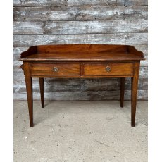 Beautiful Mid 19th Century Mahogany Desk Beautiful Mid 19th Century Mahogany Desk