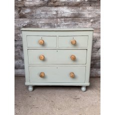Antique Painted Chest of Drawers Antique Painted Chest of Drawers