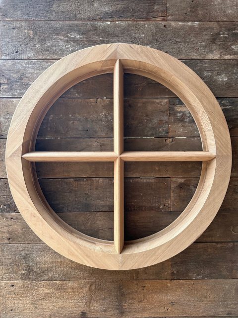 Large Round Window (Oak)