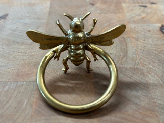 Brass Bee Ring Pull Handle