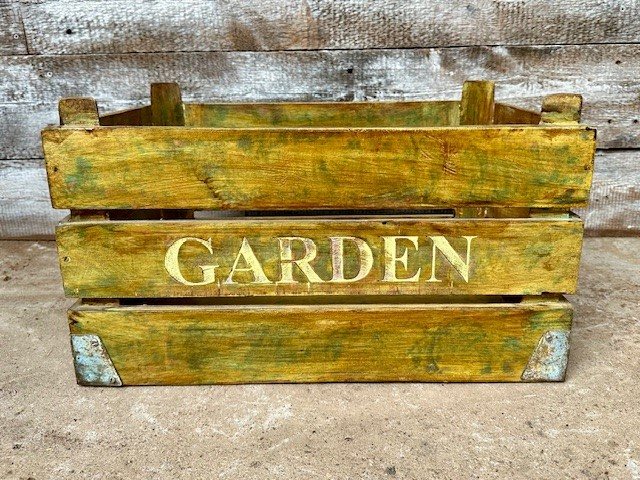 Wooden Crate (Garden)